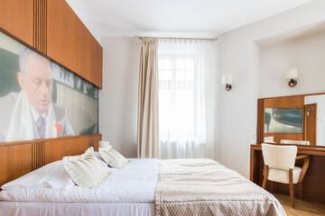 Фото номера Стандартный номер с кроватью размера &quot;king-size&quot; Отель Hotel Vabank г. Голюб-Добжинь 2